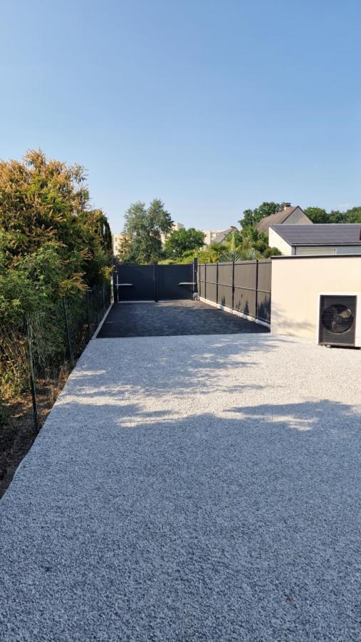 Le Patio : Studio Avec Exterieur Saint-Barthelemy-d'Anjou Zewnętrze zdjęcie