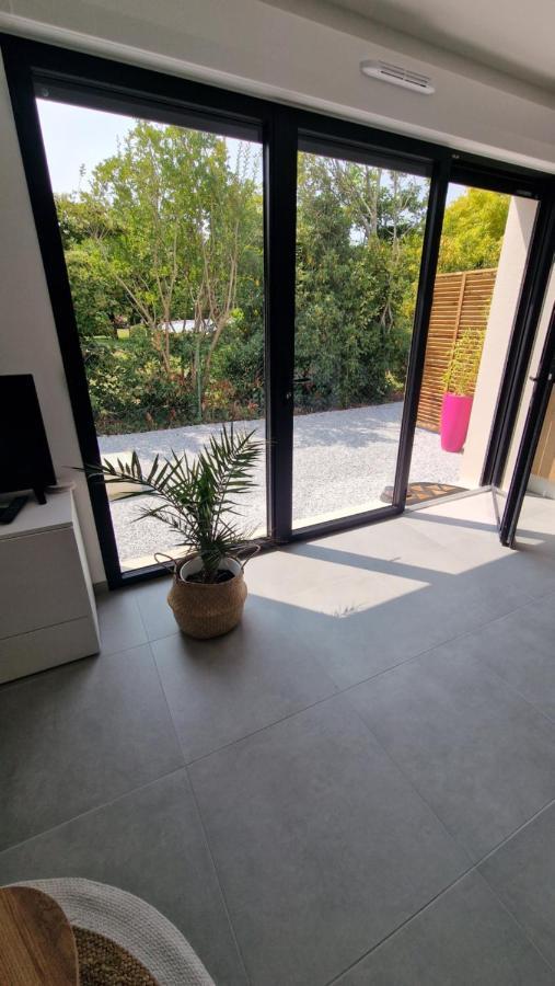 Le Patio : Studio Avec Exterieur Saint-Barthelemy-d'Anjou Zewnętrze zdjęcie